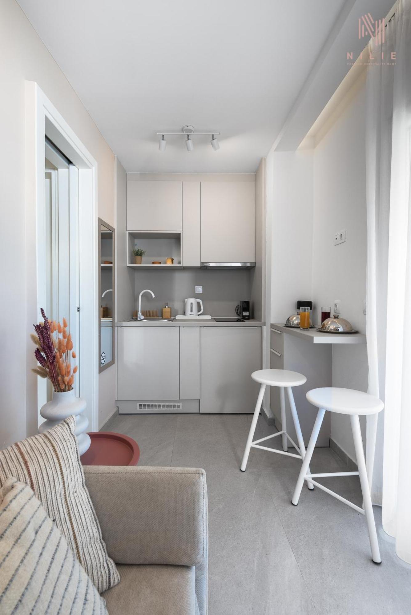 Skyhigh, Nilie Hospitality Mgmt Apartment Salonic Exterior foto